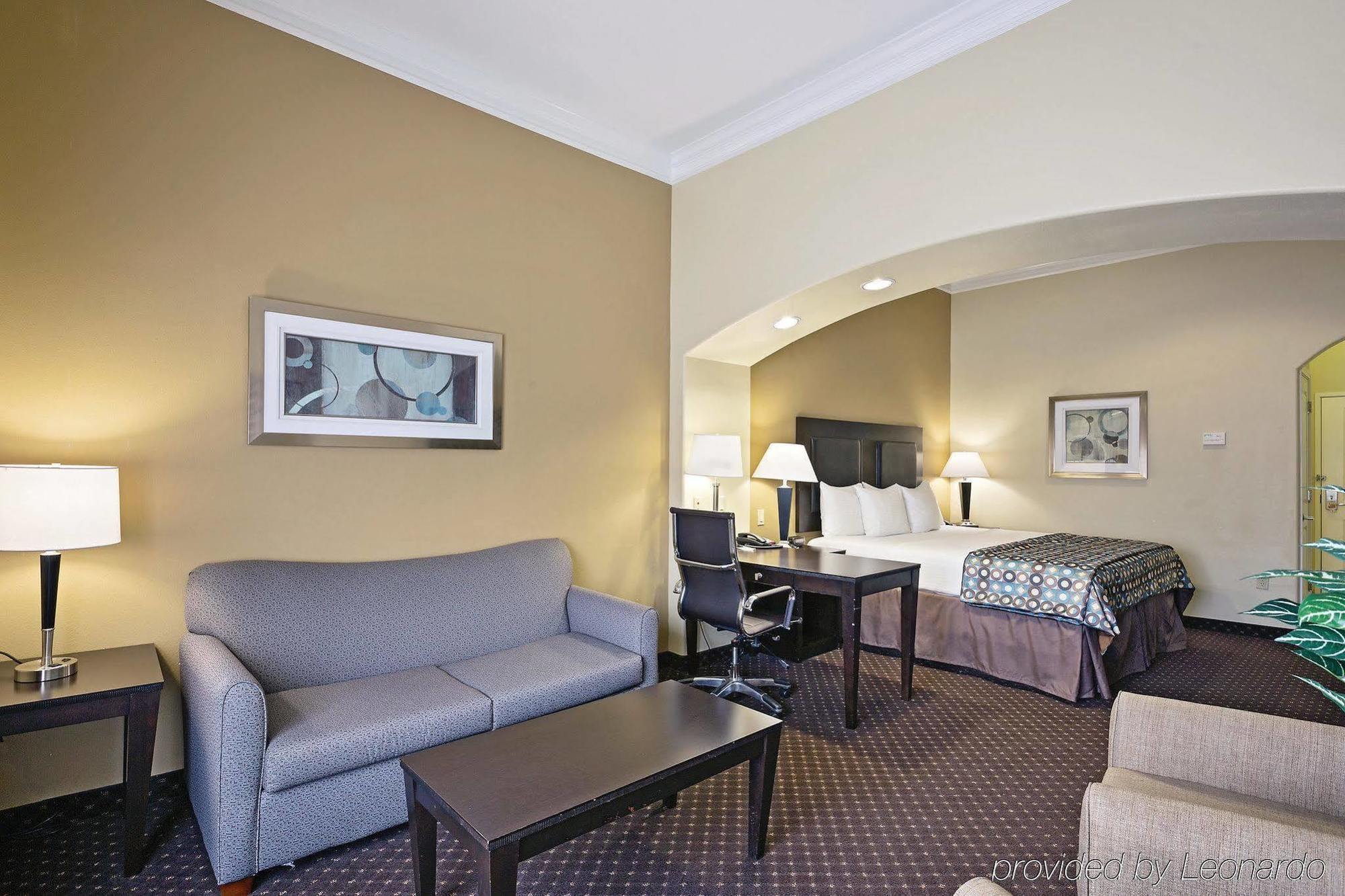 La Quinta By Wyndham Houston New Caney Bagian luar foto
